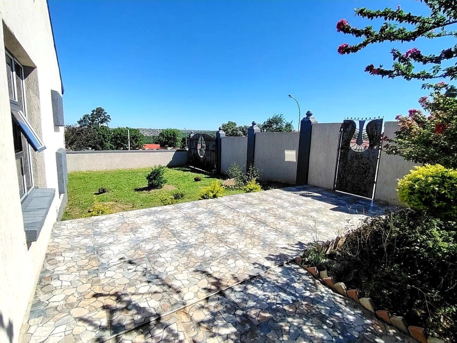 4 Bedroom Property for Sale in West Bank Eastern Cape